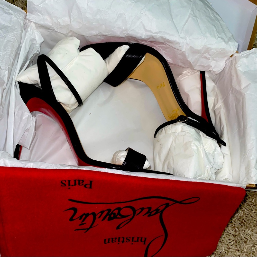 Christian Louboutin Loubigirl